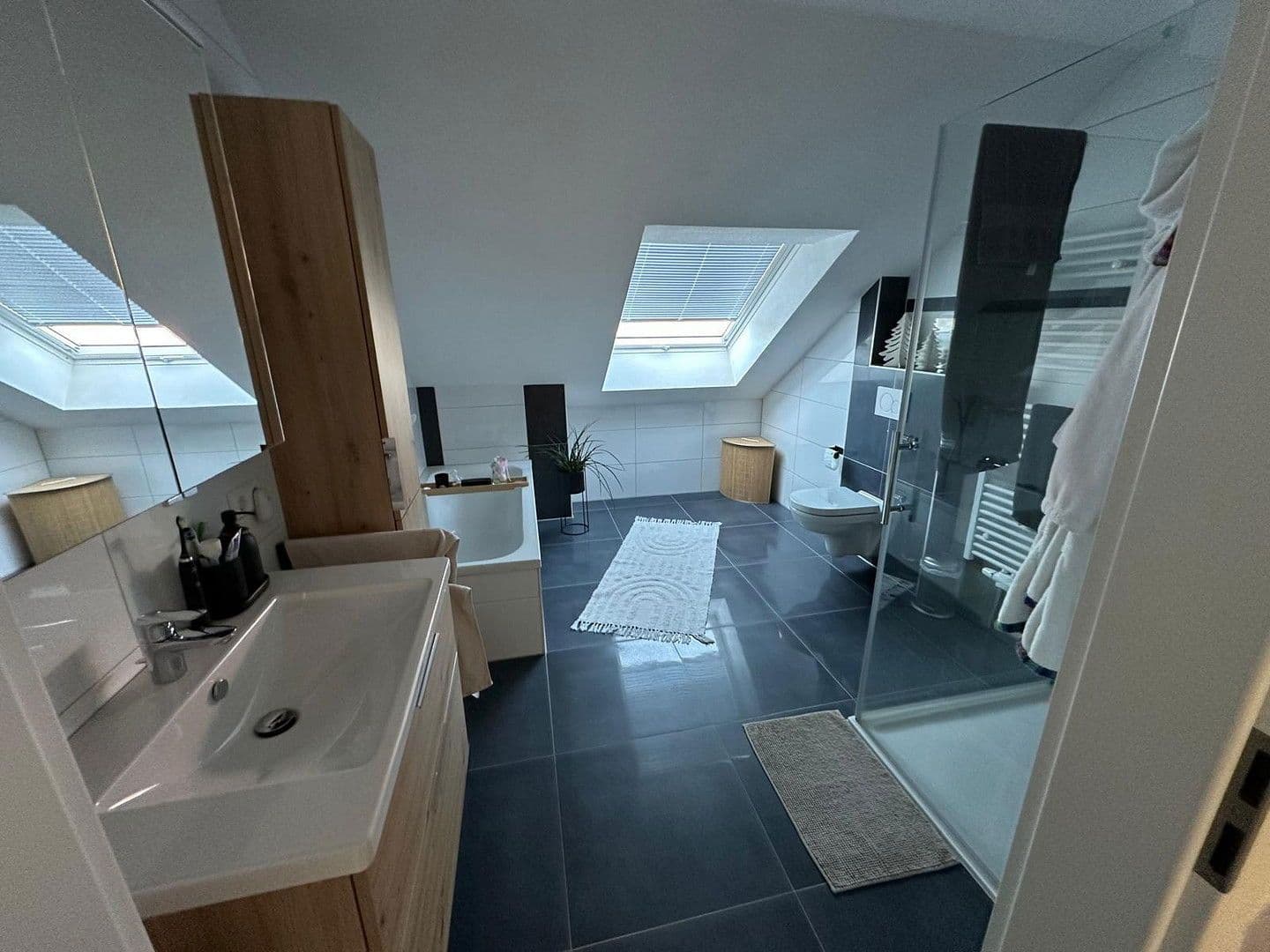 Prenájom bytu 4-izbový 119 m², Bad Rappenau, Bádensko-Wurttembersko Prenájom bytu 4-izbový 119 m², Bad Rappenau, Bádensko-Wurttembersko