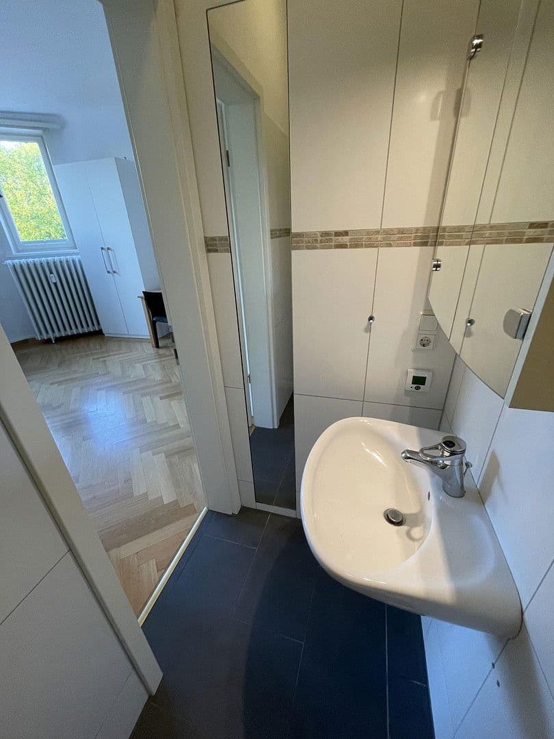 Prenájom bytu 1-izbový 23 m², Göttingen, Dolné Sasko Prenájom bytu 1-izbový 23 m², Göttingen, Dolné Sasko