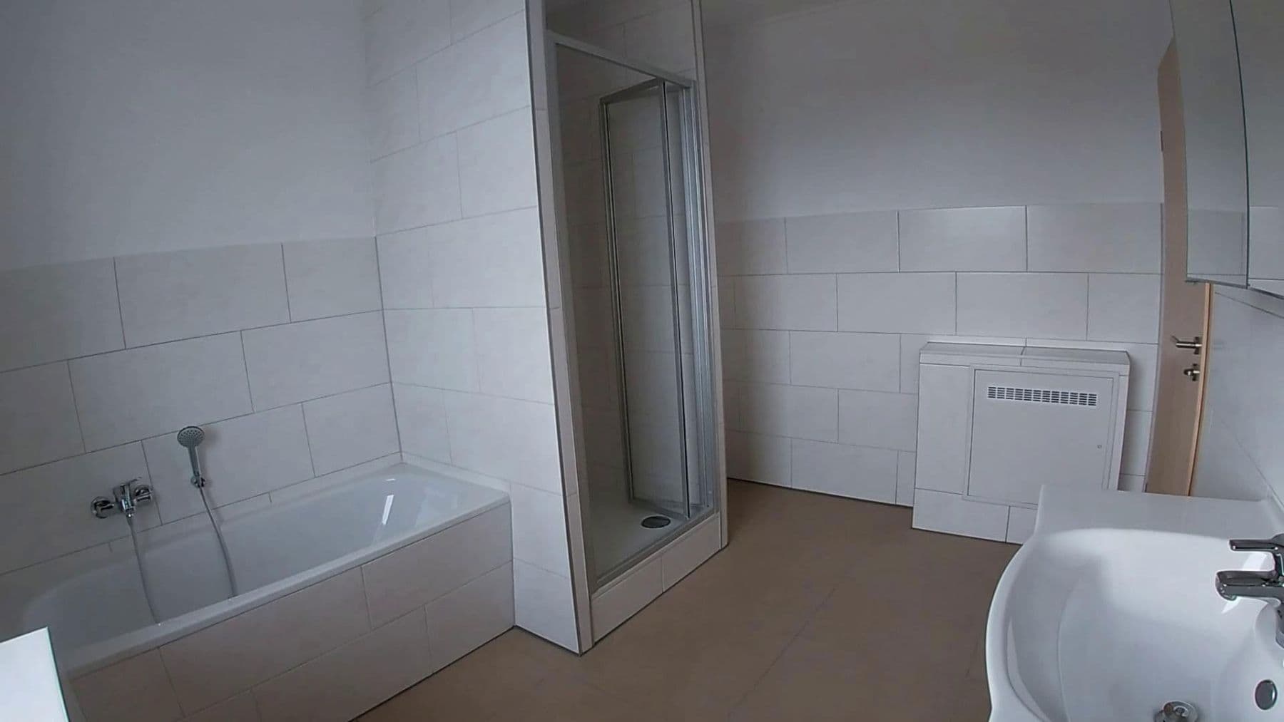 Prenájom bytu 1-izbový 85 m², Eisenbahnstraße 38, Werder (Havel), Brandenbursko Prenájom bytu 1-izbový 85 m², Eisenbahnstraße 38, Werder (Havel), Brandenbursko