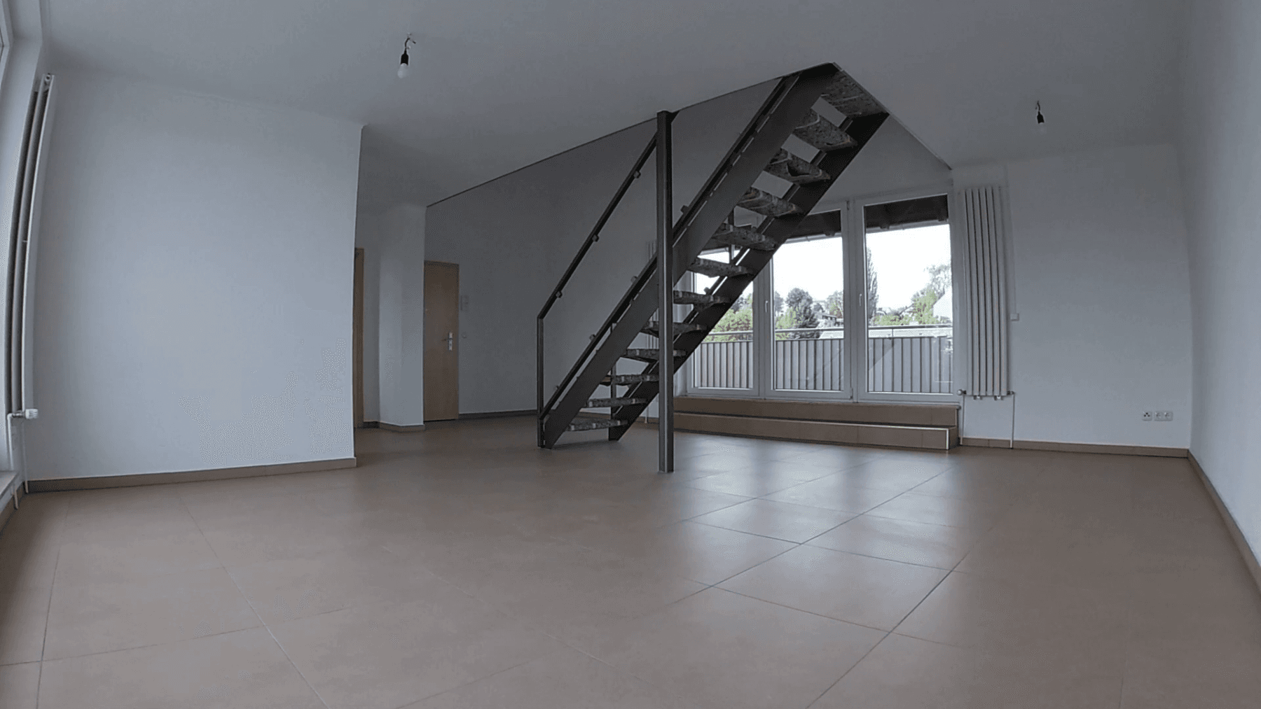 Prenájom bytu 1-izbový 85 m², Eisenbahnstraße 38, Werder (Havel), Brandenbursko Prenájom bytu 1-izbový 85 m², Eisenbahnstraße 38, Werder (Havel), Brandenbursko