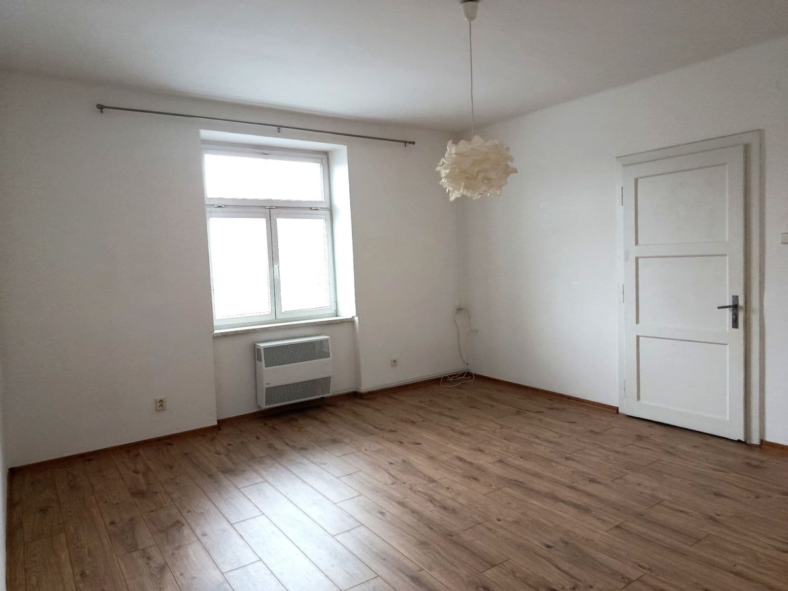 Prenájom bytu 2-izbový 66 m², Nákladní, Karlovy Vary, Karlovarský kraj Prenájom bytu 2-izbový 66 m², Nákladní, Karlovy Vary, Karlovarský kraj