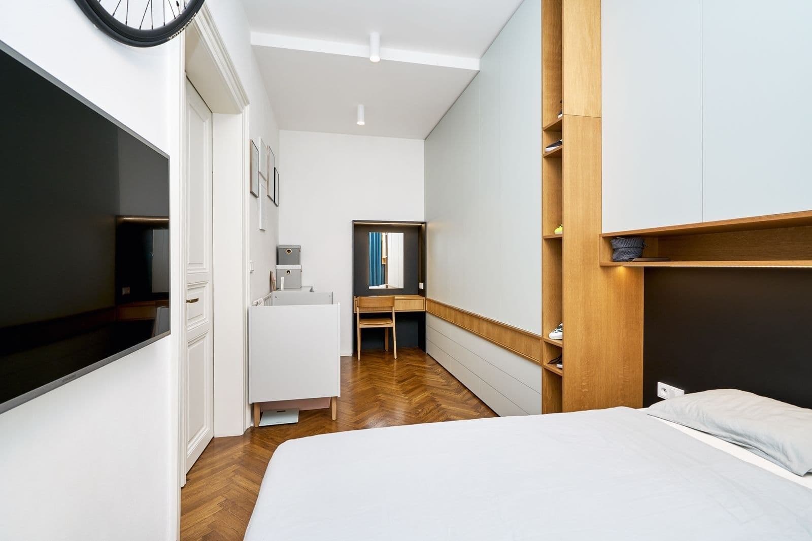 Prenájom bytu 2-izbový 51 m², Janovského, Praha, Praha Prenájom bytu 2-izbový 51 m², Janovského, Praha, Praha