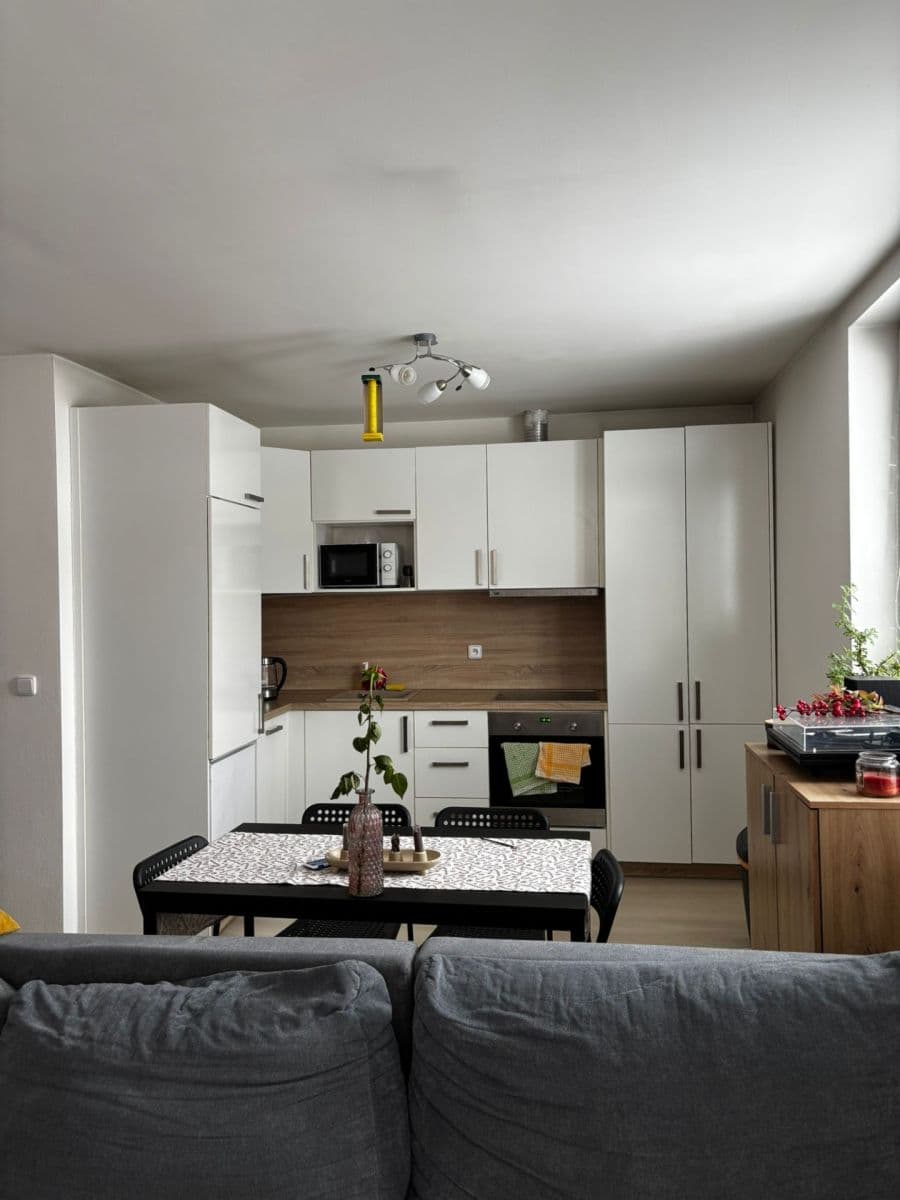 Prenájom bytu 3-izbový 110 m², Vimperk, Jihočeský kraj Prenájom bytu 3-izbový 110 m², Vimperk, Jihočeský kraj