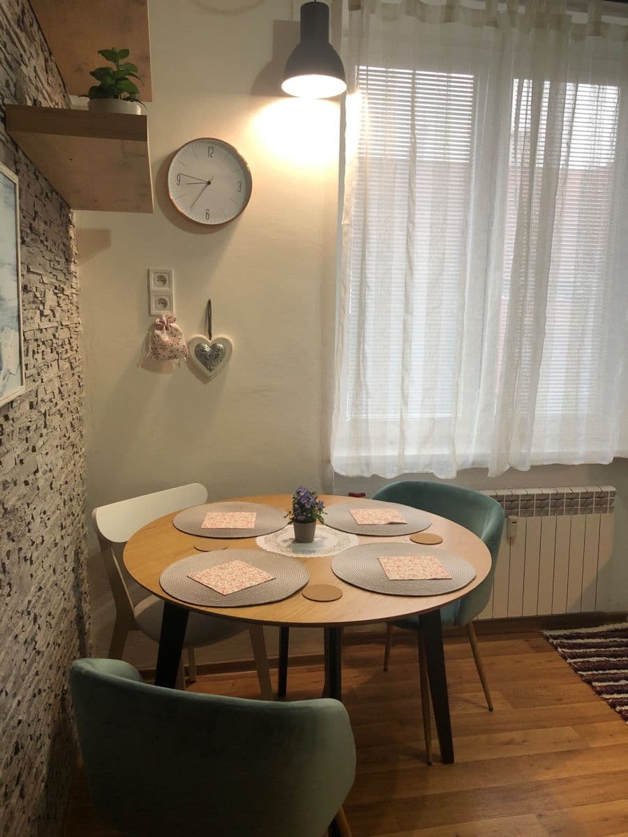 Prenájom bytu 2-izbový 62 m², Pivovarnická, Praha, Praha Prenájom bytu 2-izbový 62 m², Pivovarnická, Praha, Praha