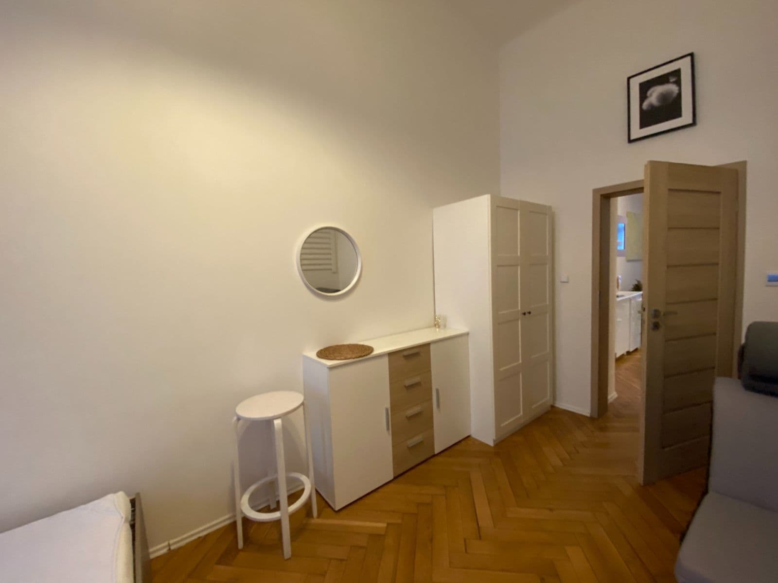 Prenájom bytu 3-izbový 87 m², Preslova, Praha, Praha Prenájom bytu 3-izbový 87 m², Preslova, Praha, Praha