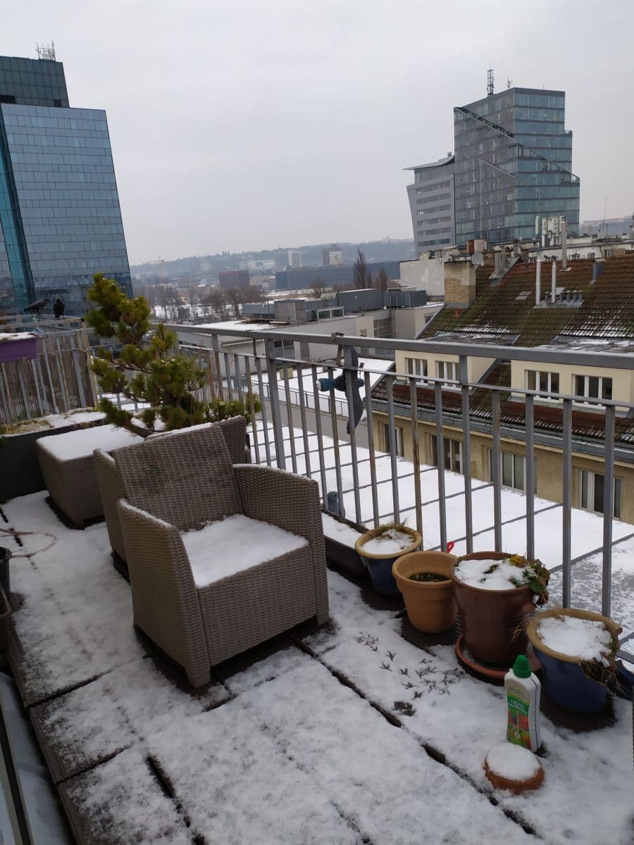 Prenájom bytu 2-izbový 58 m², Přístavní, Praha, Praha Prenájom bytu 2-izbový 58 m², Přístavní, Praha, Praha