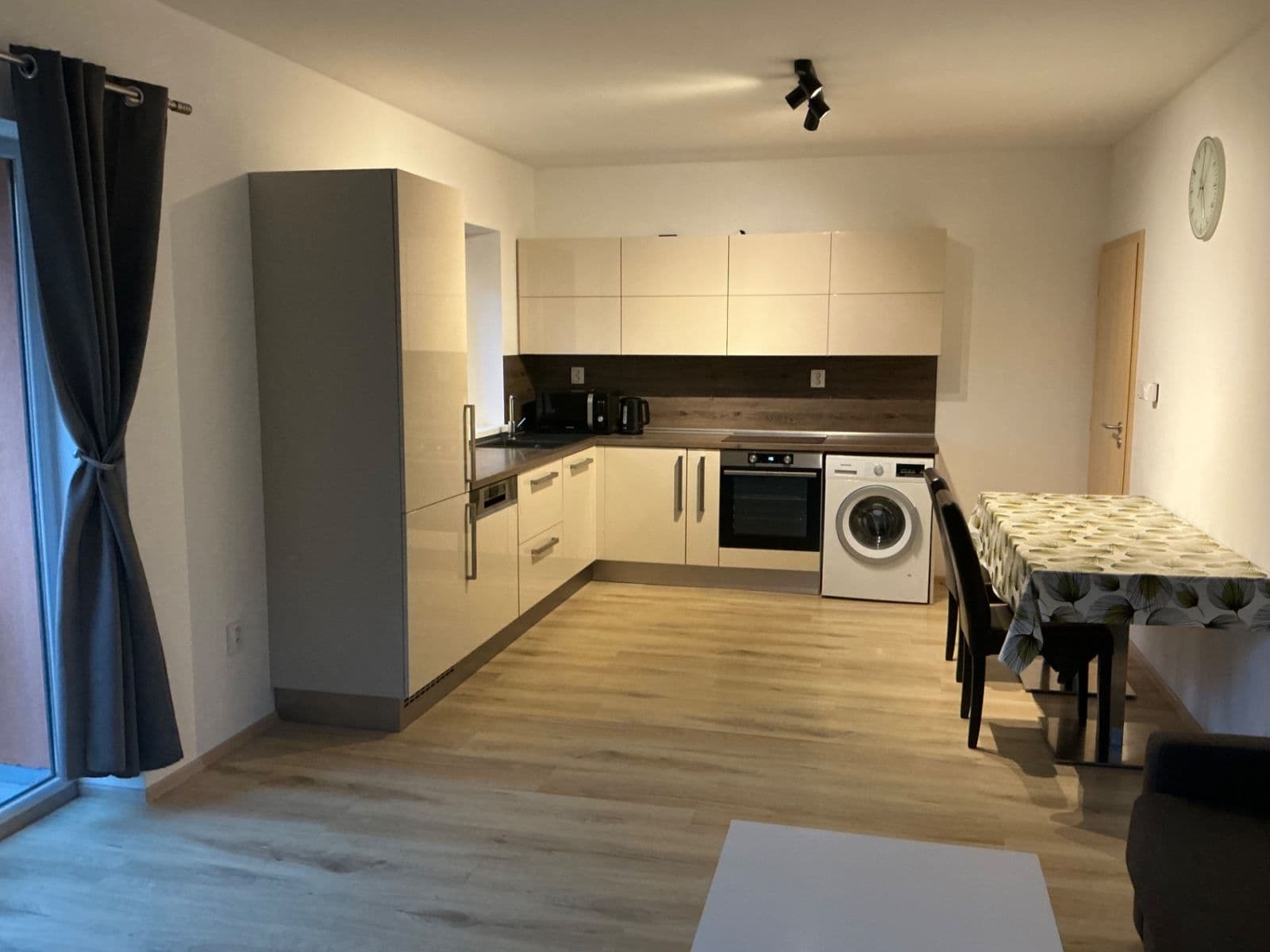 Predaj bytu 2-izbový 52 m², Lipová-lázně, Olomoucký kraj Predaj bytu 2-izbový 52 m², Lipová-lázně, Olomoucký kraj