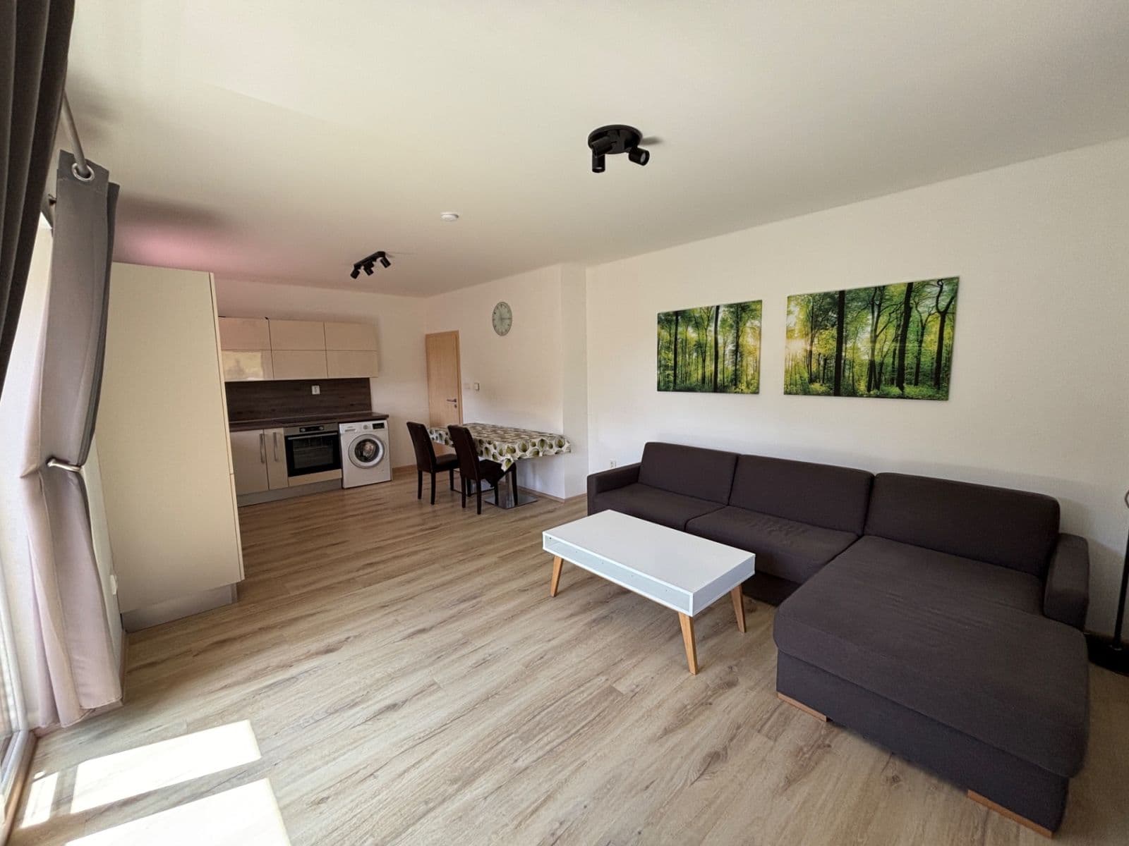 Predaj bytu 2-izbový 52 m², Lipová-lázně, Olomoucký kraj Predaj bytu 2-izbový 52 m², Lipová-lázně, Olomoucký kraj