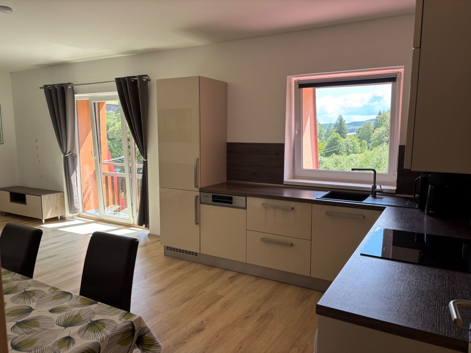 Predaj bytu 2-izbový 52 m², Lipová-lázně, Olomoucký kraj Predaj bytu 2-izbový 52 m², Lipová-lázně, Olomoucký kraj