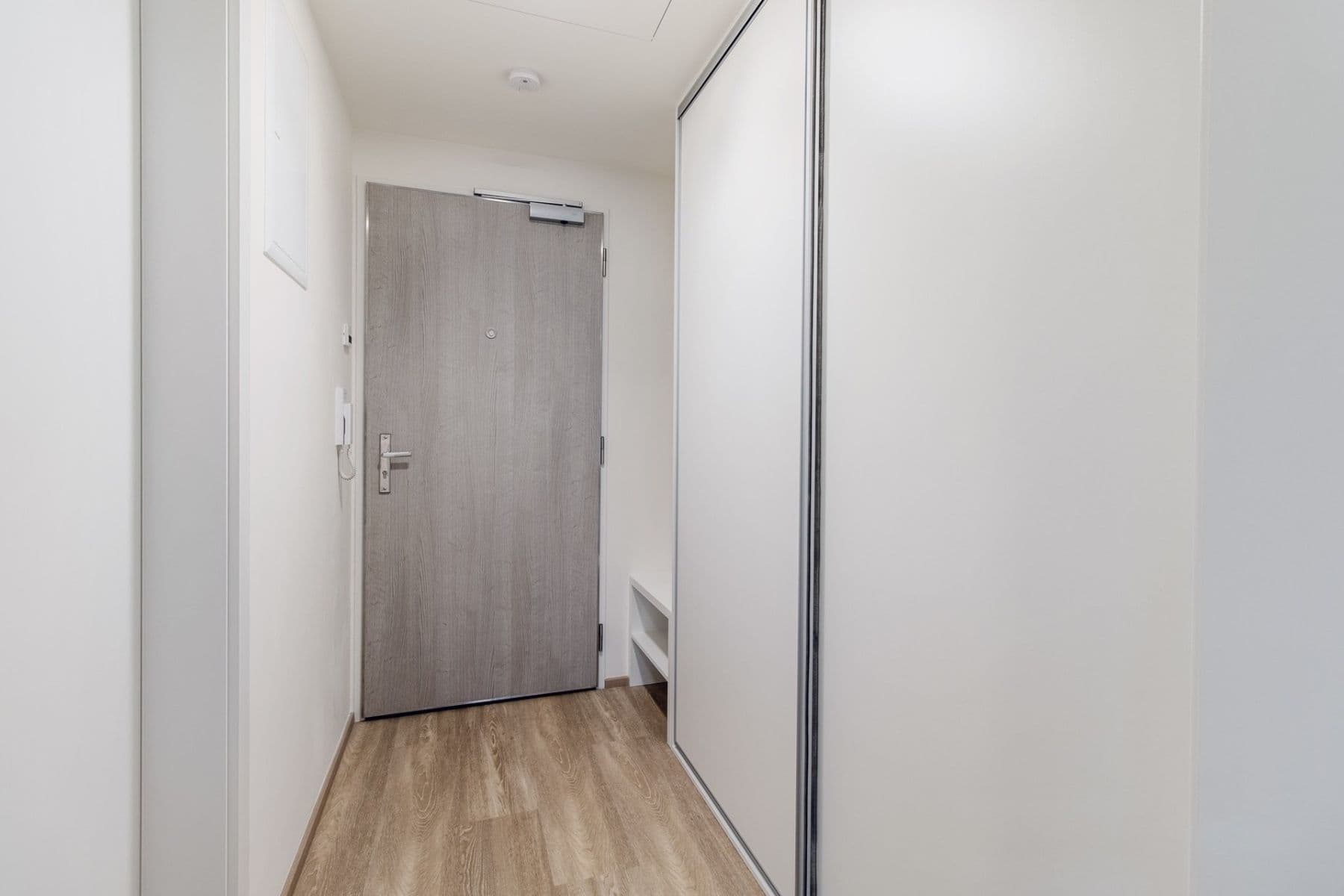Prenájom bytu 1-izbový 32 m², Poděbradská, Praha, Praha Prenájom bytu 1-izbový 32 m², Poděbradská, Praha, Praha