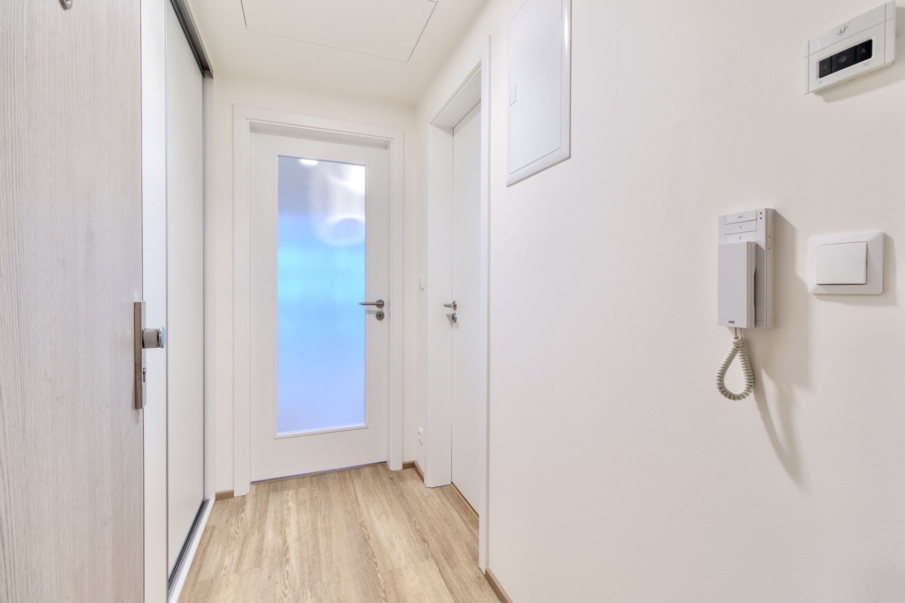 Prenájom bytu 1-izbový 32 m², Poděbradská, Praha, Praha Prenájom bytu 1-izbový 32 m², Poděbradská, Praha, Praha