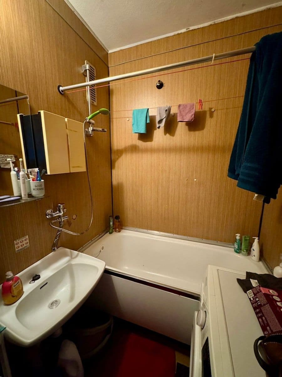 Predaj bytu 2-izbový 62 m², Evžena Rošického, Ostrava, Moravskoslezský kraj Predaj bytu 2-izbový 62 m², Evžena Rošického, Ostrava, Moravskoslezský kraj