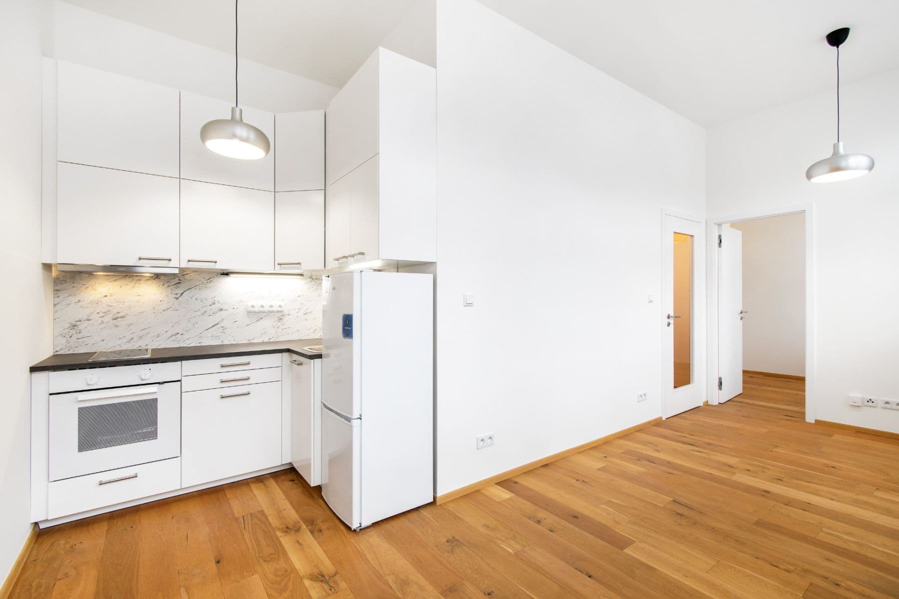 Prenájom bytu 2-izbový 37 m², Perucká, Praha, Praha Prenájom bytu 2-izbový 37 m², Perucká, Praha, Praha