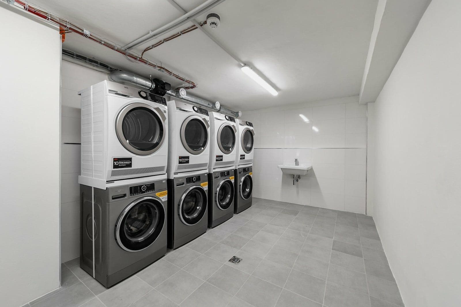 Prenájom bytu 2-izbový 37 m², Perucká, Praha, Praha Prenájom bytu 2-izbový 37 m², Perucká, Praha, Praha