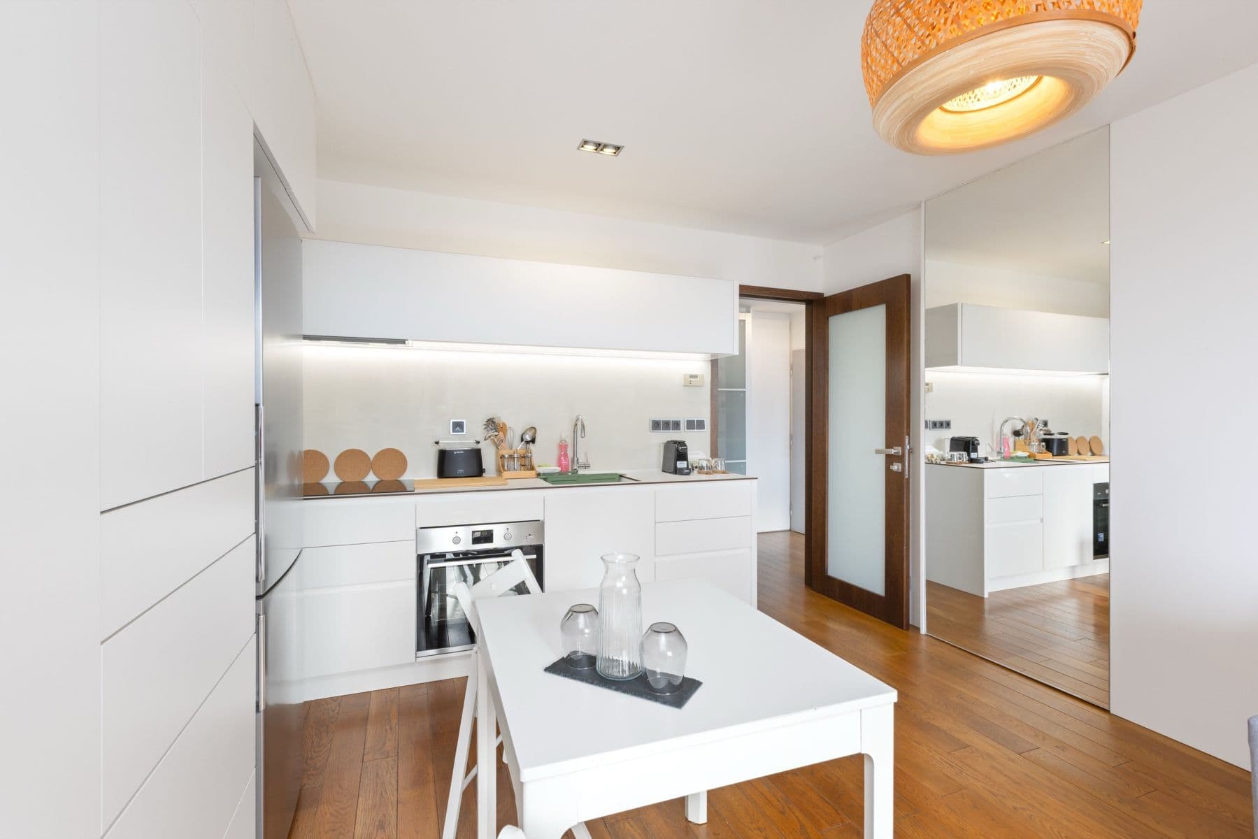 Prenájom bytu 55 m², Ruská, Praha, Praha Prenájom bytu 55 m², Ruská, Praha, Praha