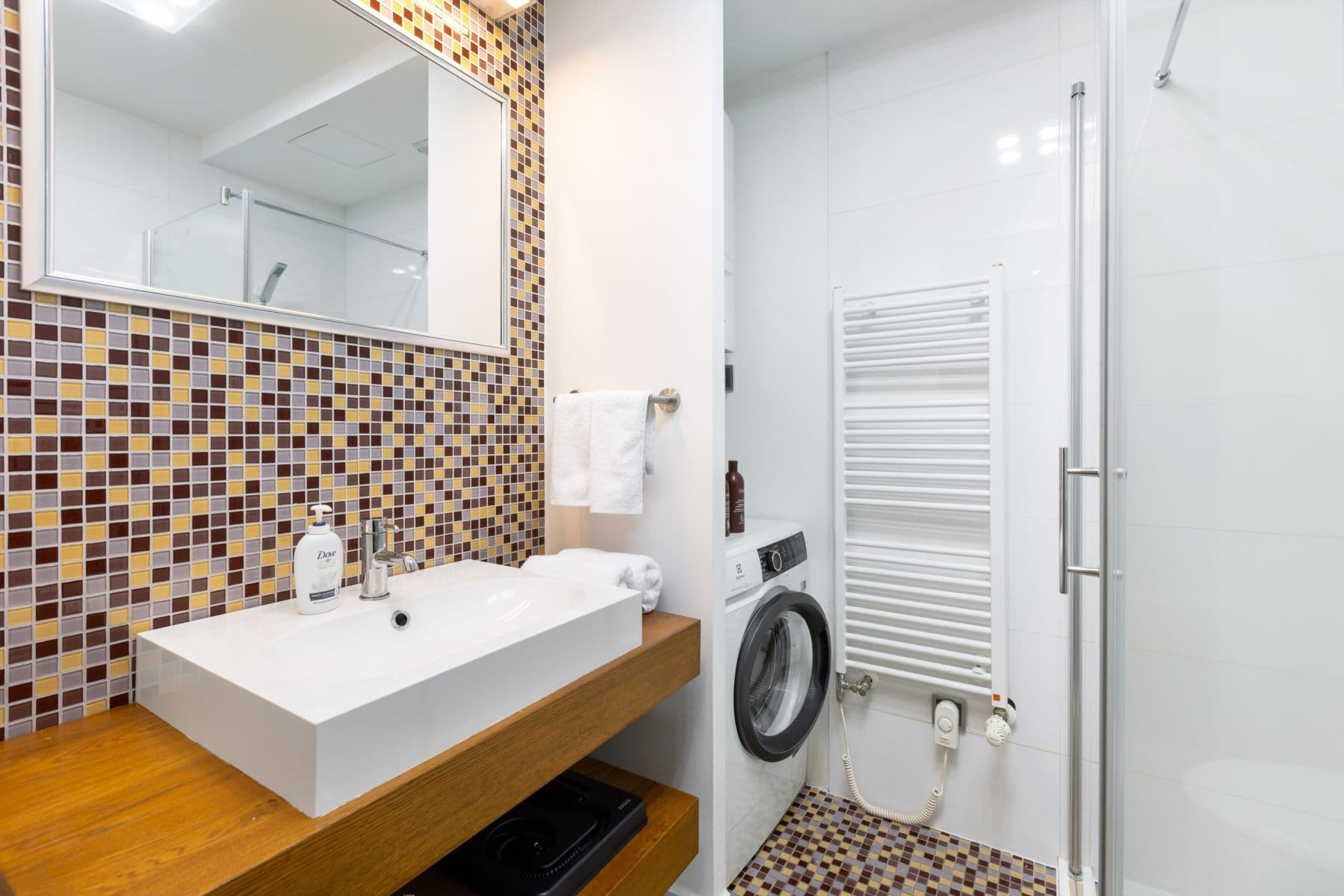 Prenájom bytu 55 m², Ruská, Praha, Praha Prenájom bytu 55 m², Ruská, Praha, Praha