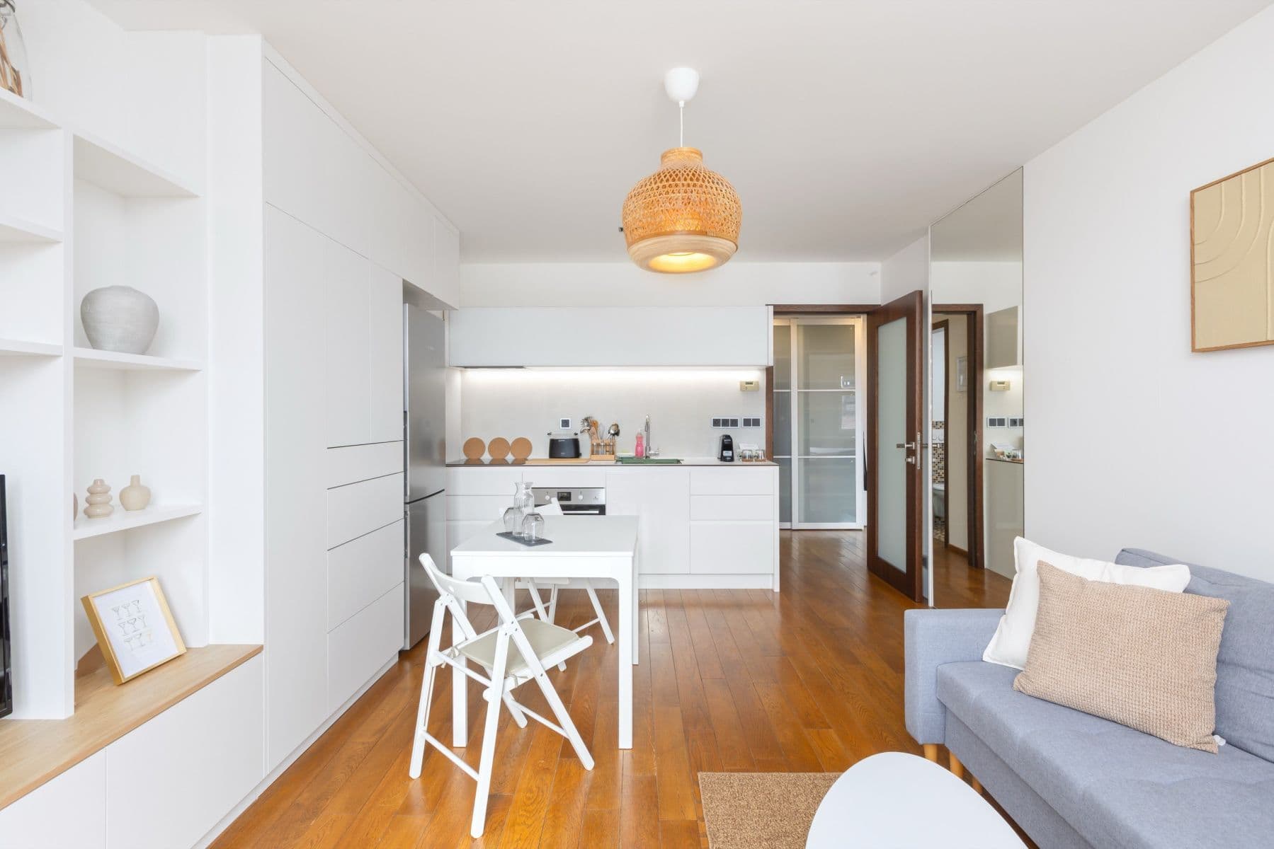 Prenájom bytu 55 m², Ruská, Praha, Praha Prenájom bytu 55 m², Ruská, Praha, Praha