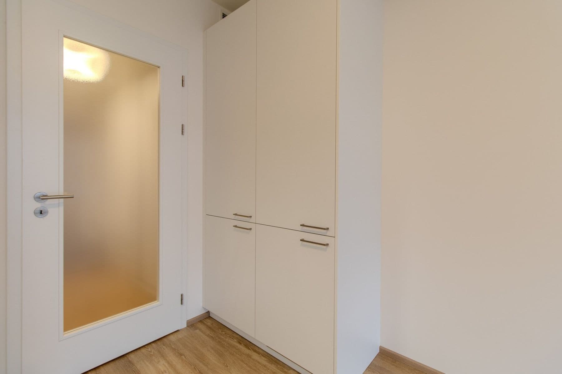Prenájom bytu 1-izbový 32 m², Poděbradská, Praha, Praha Prenájom bytu 1-izbový 32 m², Poděbradská, Praha, Praha