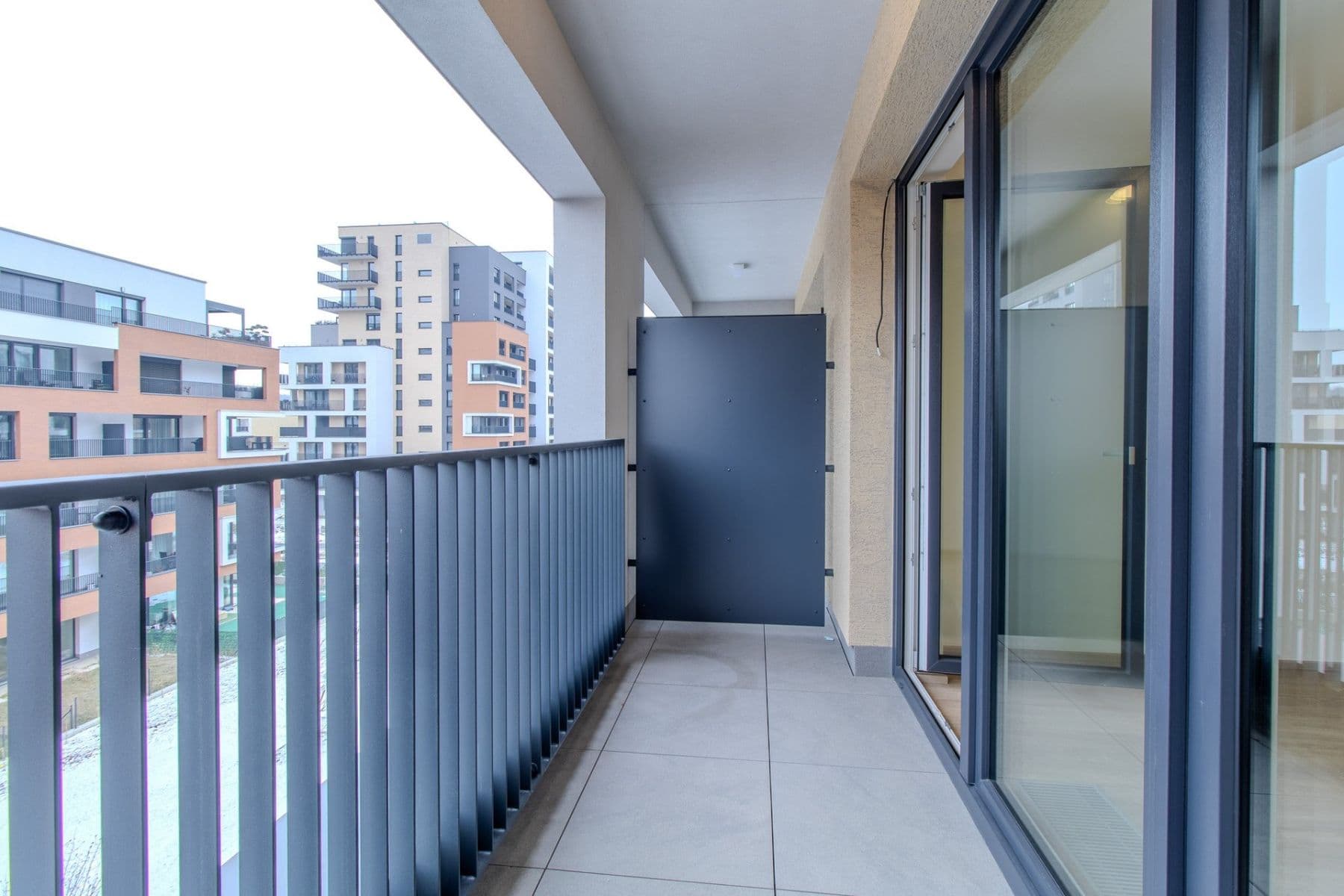 Prenájom bytu 1-izbový 32 m², Poděbradská, Praha, Praha Prenájom bytu 1-izbový 32 m², Poděbradská, Praha, Praha