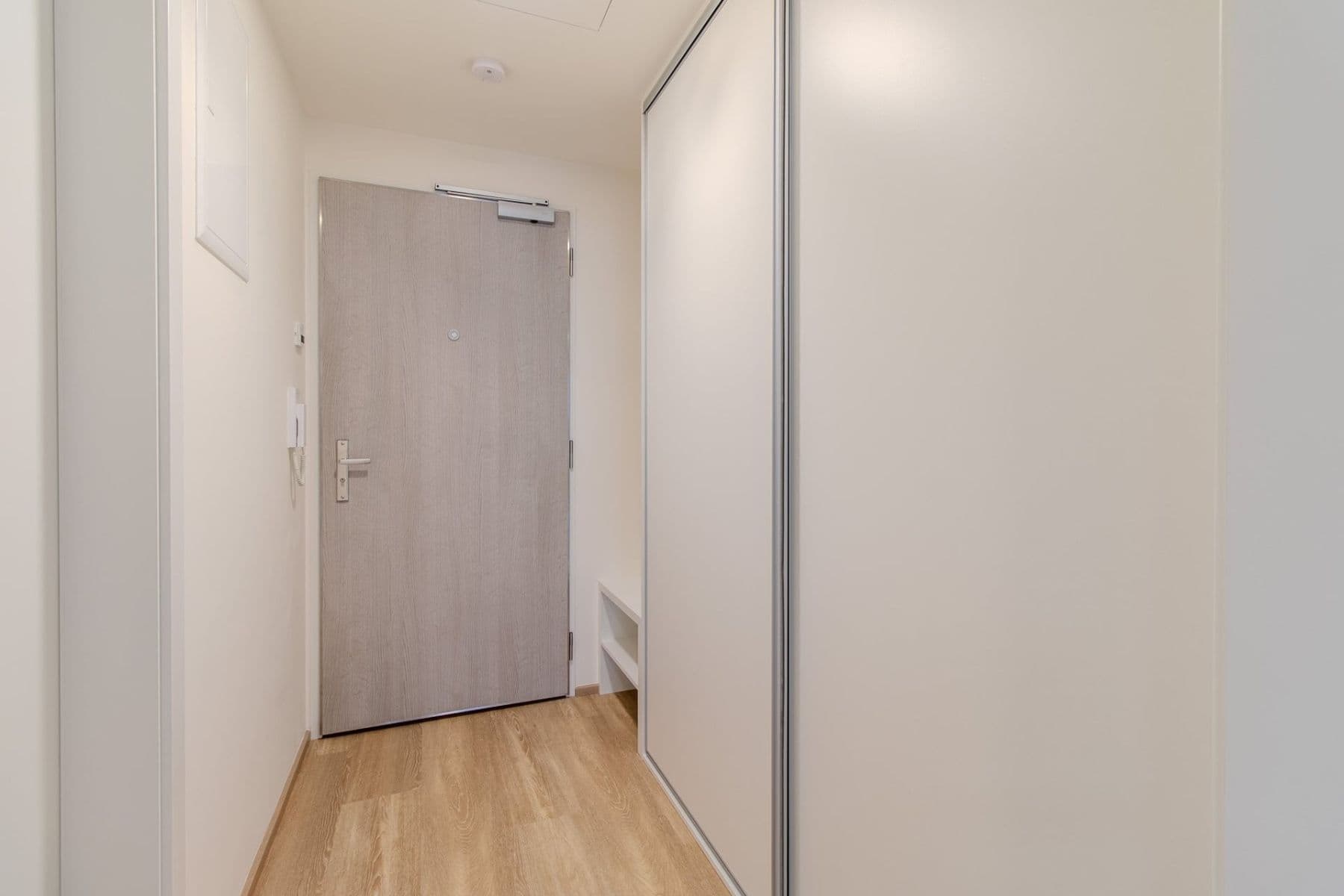 Prenájom bytu 1-izbový 32 m², Poděbradská, Praha, Praha Prenájom bytu 1-izbový 32 m², Poděbradská, Praha, Praha