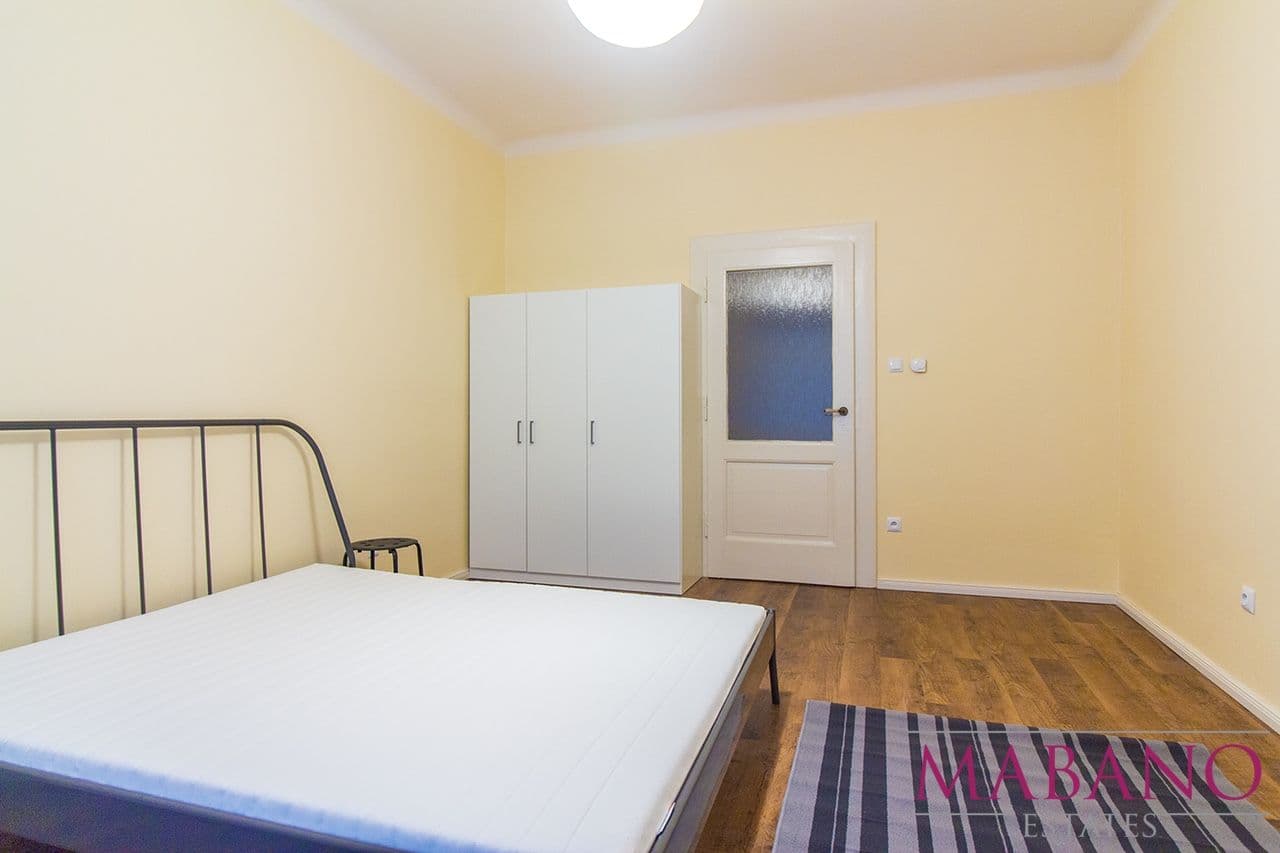 Prenájom bytu 3-izbový 17 m², Sudoměřská, Praha, Praha Prenájom bytu 3-izbový 17 m², Sudoměřská, Praha, Praha