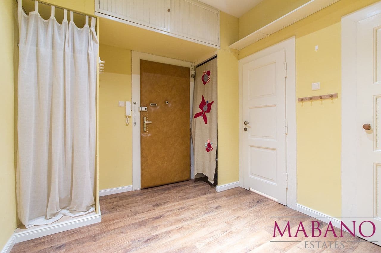 Prenájom bytu 3-izbový 17 m², Sudoměřská, Praha, Praha Prenájom bytu 3-izbový 17 m², Sudoměřská, Praha, Praha