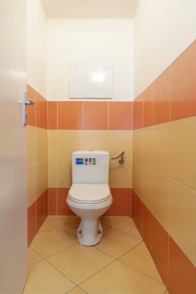 Predaj bytu 3-izbový 97 m², Březiněveská, Praha, Praha Predaj bytu 3-izbový 97 m², Březiněveská, Praha, Praha