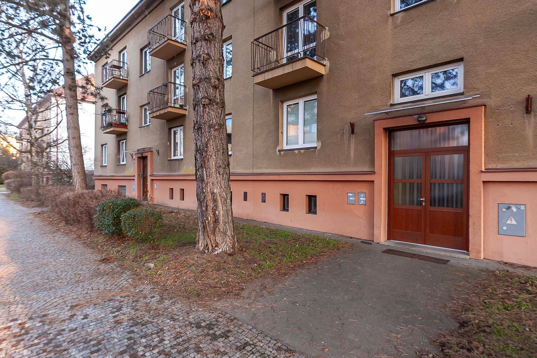 Predaj bytu 3-izbový 97 m², Březiněveská, Praha, Praha Predaj bytu 3-izbový 97 m², Březiněveská, Praha, Praha