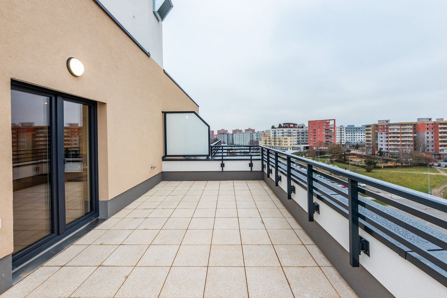 Prenájom bytu 1-izbový 34 m², Miloše Havla, Praha, Praha Prenájom bytu 1-izbový 34 m², Miloše Havla, Praha, Praha