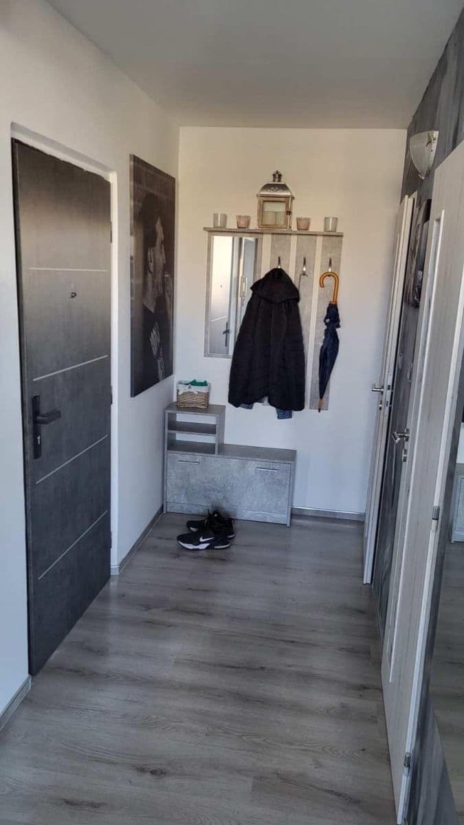 Prenájom bytu 3-izbový 82 m², Jasanová, Brandýs nad Labem-Stará Boleslav, Středočeský kraj Prenájom bytu 3-izbový 82 m², Jasanová, Brandýs nad Labem-Stará Boleslav, Středočeský kraj