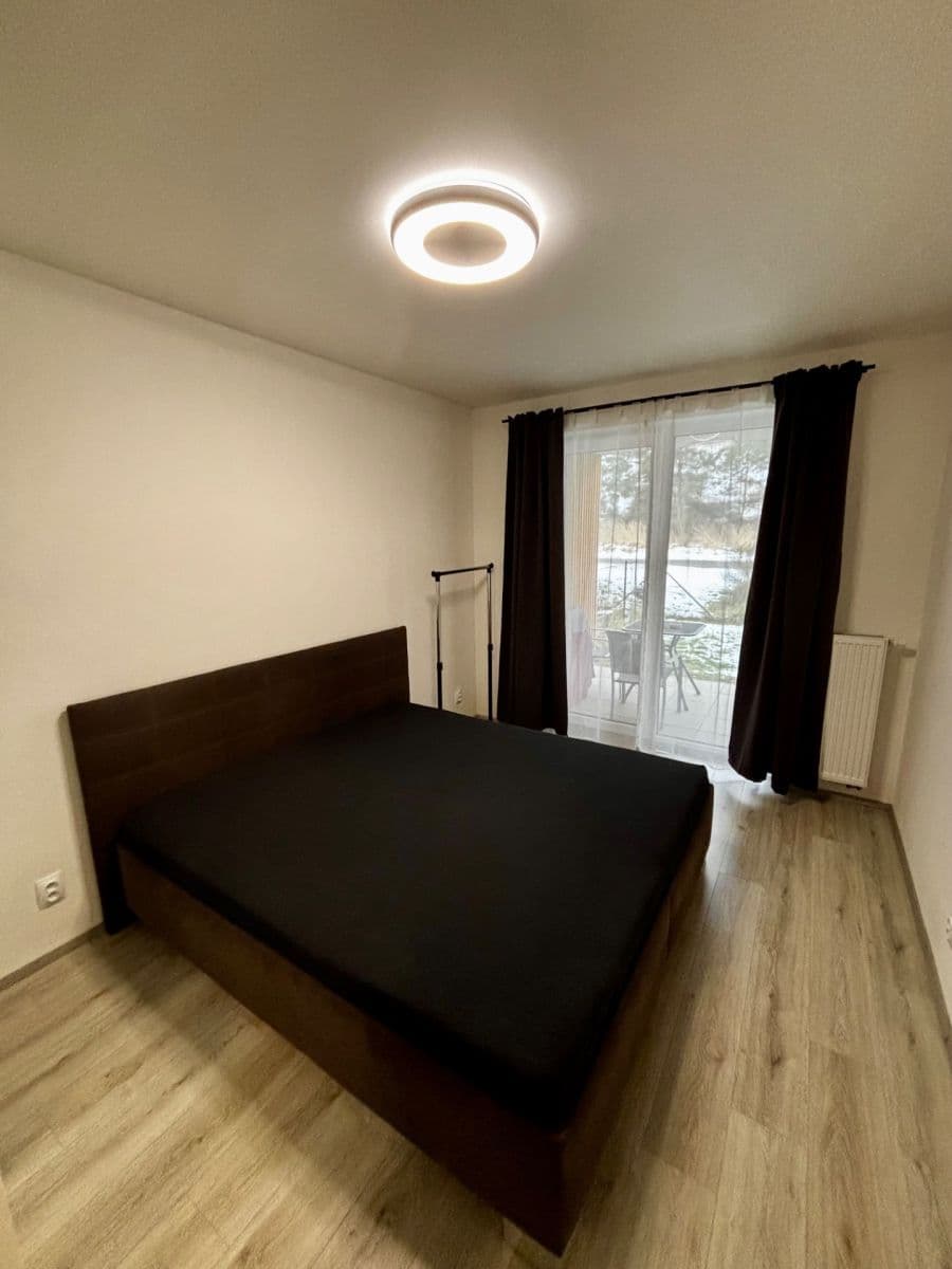 Prenájom bytu 2-izbový 55 m², K Zelené louce, Plzeň, Plzeňský kraj Prenájom bytu 2-izbový 55 m², K Zelené louce, Plzeň, Plzeňský kraj