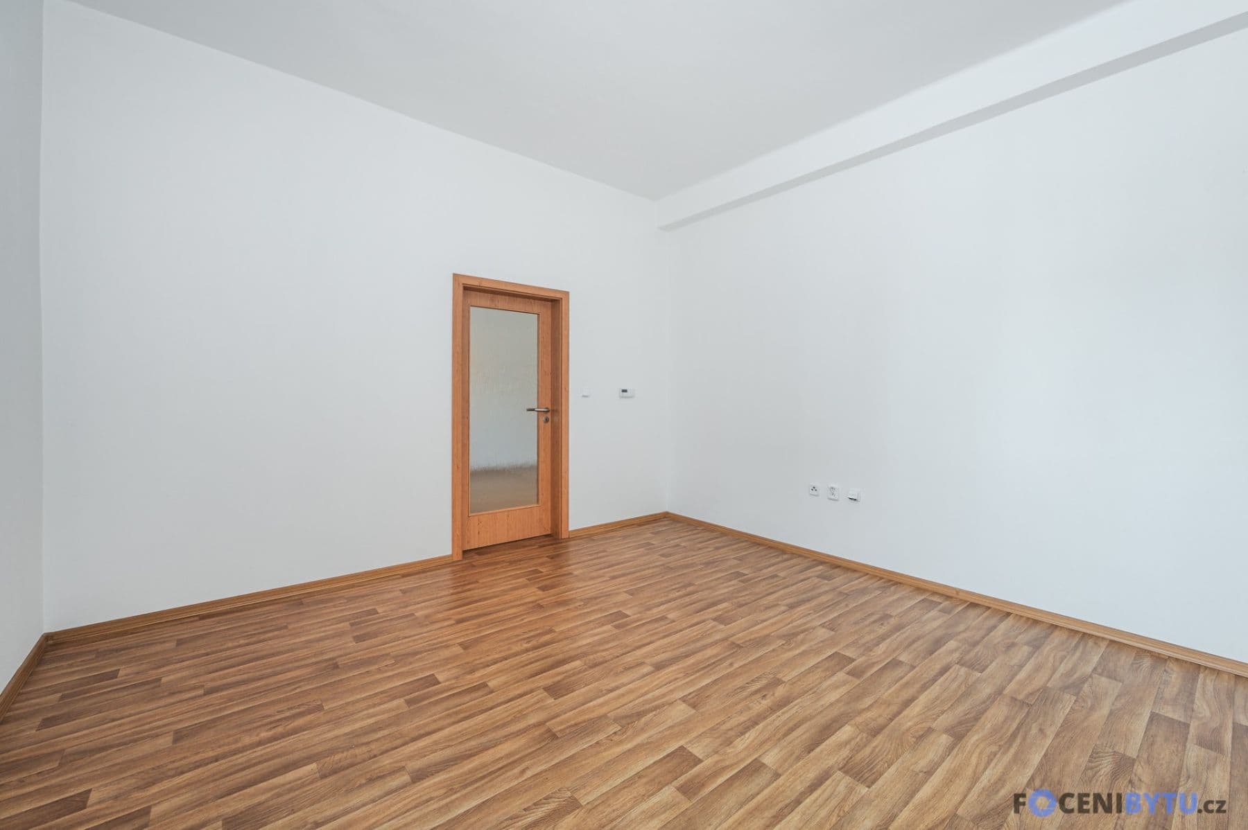 Prenájom bytu 2-izbový 55 m², Antonína Kaliny, Kolín, Středočeský kraj Prenájom bytu 2-izbový 55 m², Antonína Kaliny, Kolín, Středočeský kraj