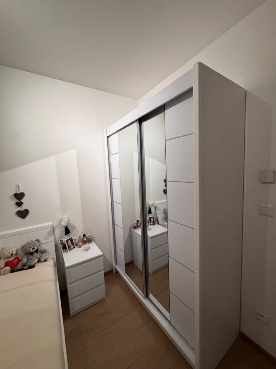 Prenájom bytu 2-izbový 58 m², Michelangelova, Praha, Praha Prenájom bytu 2-izbový 58 m², Michelangelova, Praha, Praha