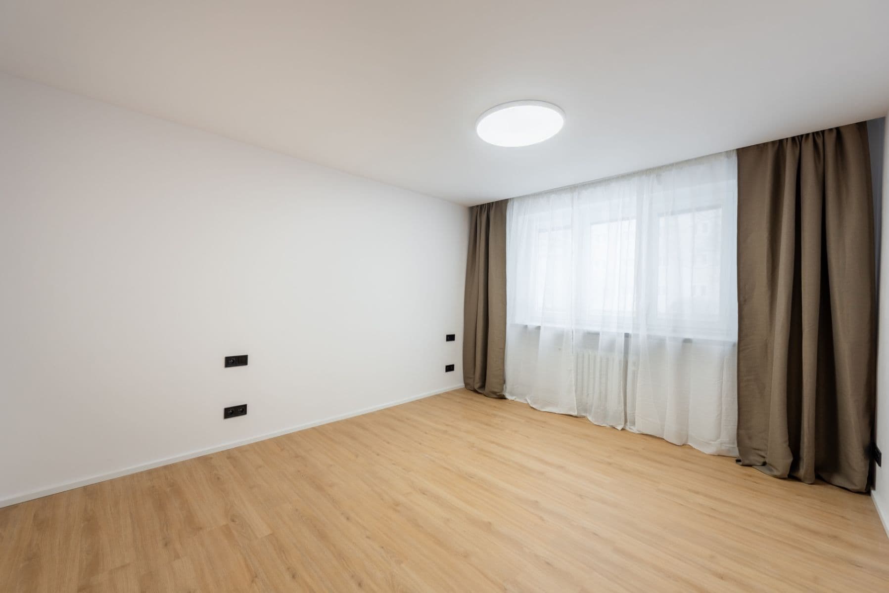 Predaj bytu 2-izbový 54 m², Vodárenská, Kladno, Středočeský kraj Predaj bytu 2-izbový 54 m², Vodárenská, Kladno, Středočeský kraj