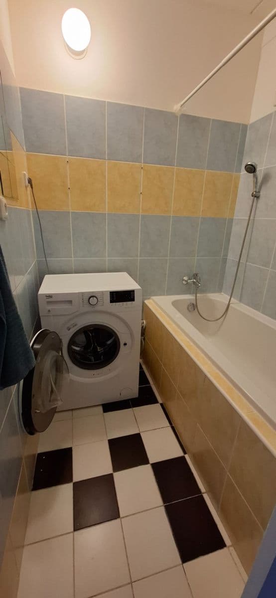 Prenájom bytu 3-izbový 54 m², Holandská, Kladno, Středočeský kraj Prenájom bytu 3-izbový 54 m², Holandská, Kladno, Středočeský kraj