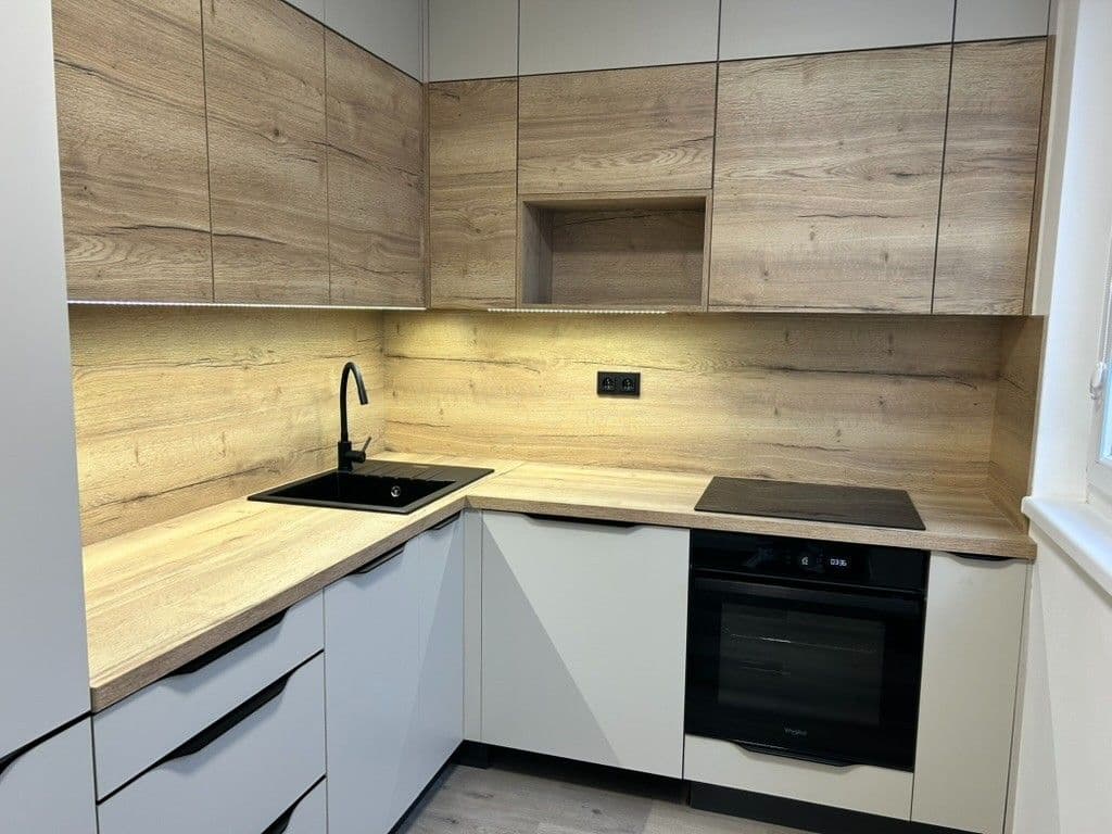 Prenájom bytu 2-izbový 50 m², Františka Hajdy, Ostrava, Moravskoslezský kraj Prenájom bytu 2-izbový 50 m², Františka Hajdy, Ostrava, Moravskoslezský kraj