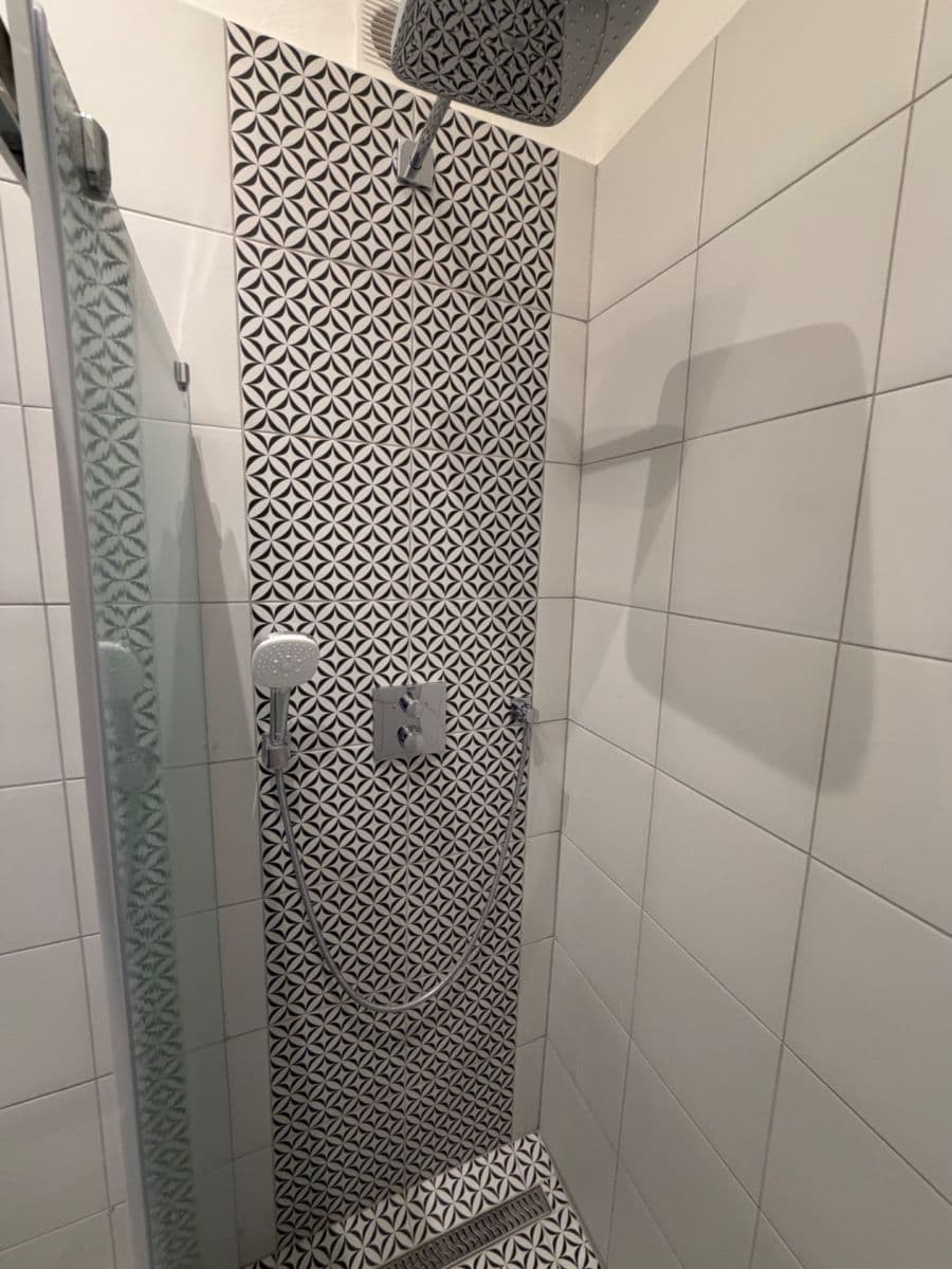 Prenájom bytu 1-izbový 34 m², Nuselská, Praha, Praha Prenájom bytu 1-izbový 34 m², Nuselská, Praha, Praha