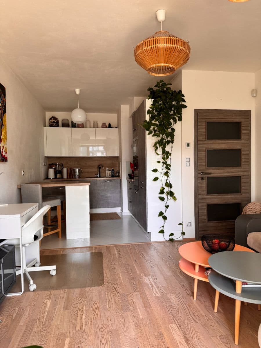 Predaj bytu 2-izbový 50 m², Olšanská, Praha, Praha Predaj bytu 2-izbový 50 m², Olšanská, Praha, Praha