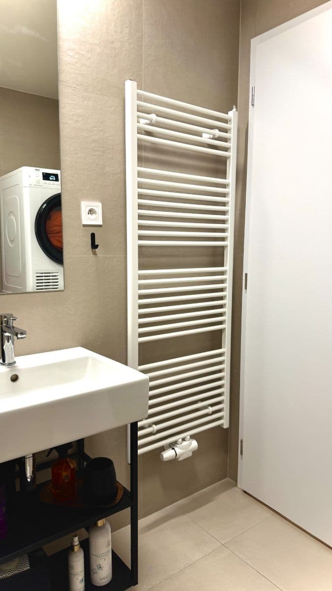 Prenájom bytu 1-izbový 34 m², Kolbenova, Praha, Praha Prenájom bytu 1-izbový 34 m², Kolbenova, Praha, Praha