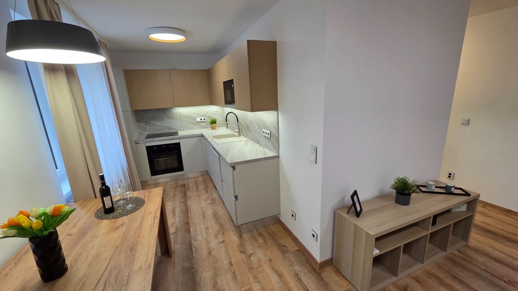 Predaj bytu 3-izbový 65 m², Pražská sídl., Znojmo, Jihomoravský kraj Predaj bytu 3-izbový 65 m², Pražská sídl., Znojmo, Jihomoravský kraj
