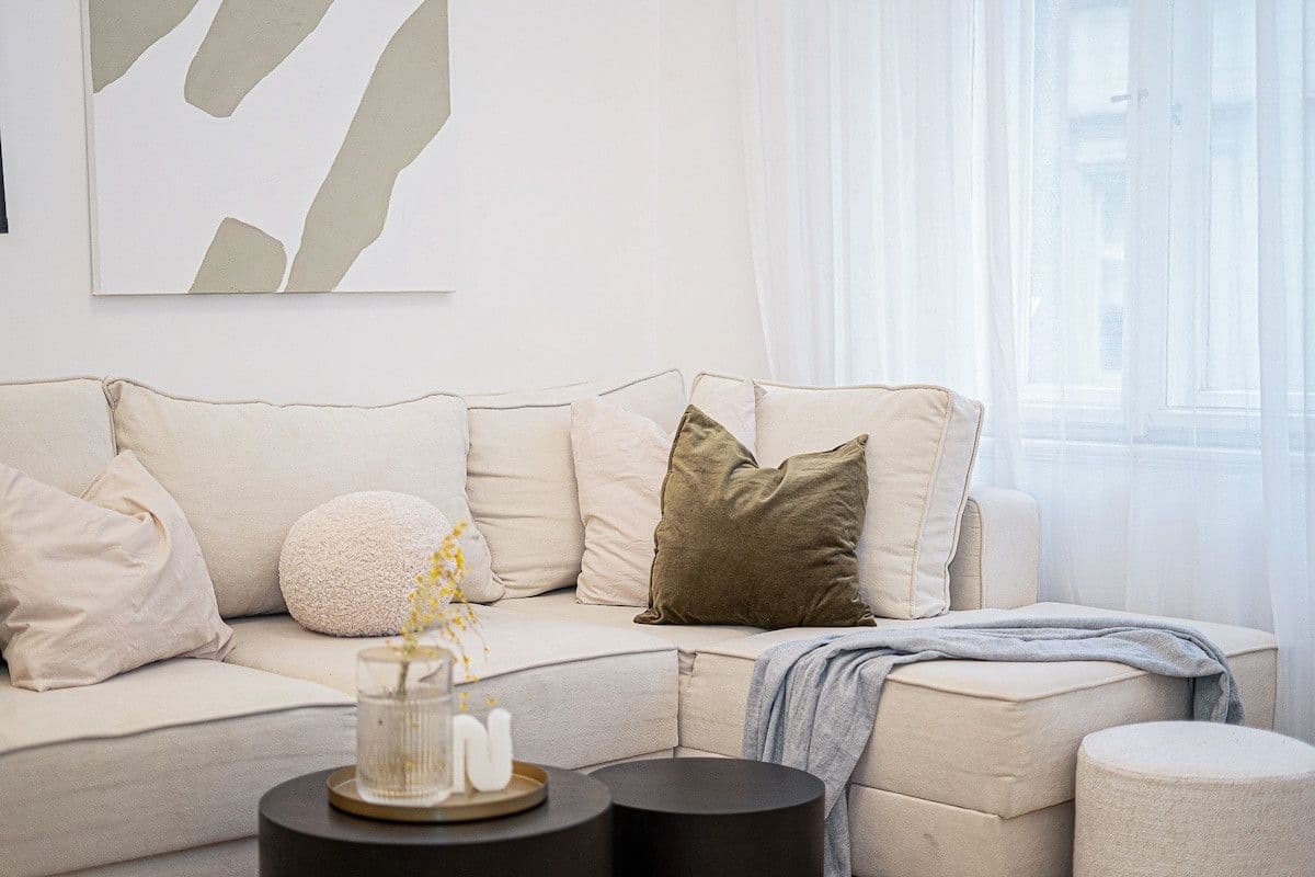 Prenájom bytu 72 m², Navrátilova, Praha, Praha Prenájom bytu 72 m², Navrátilova, Praha, Praha