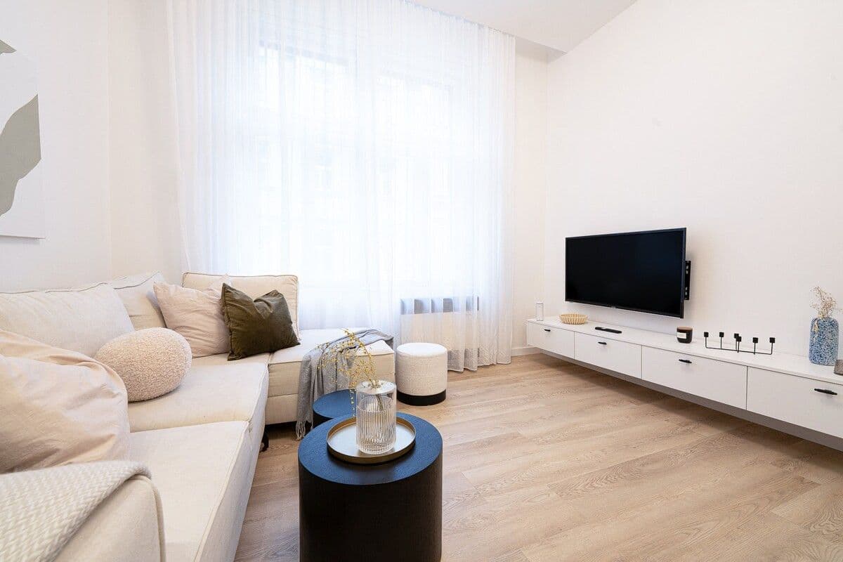 Prenájom bytu 72 m², Navrátilova, Praha, Praha Prenájom bytu 72 m², Navrátilova, Praha, Praha