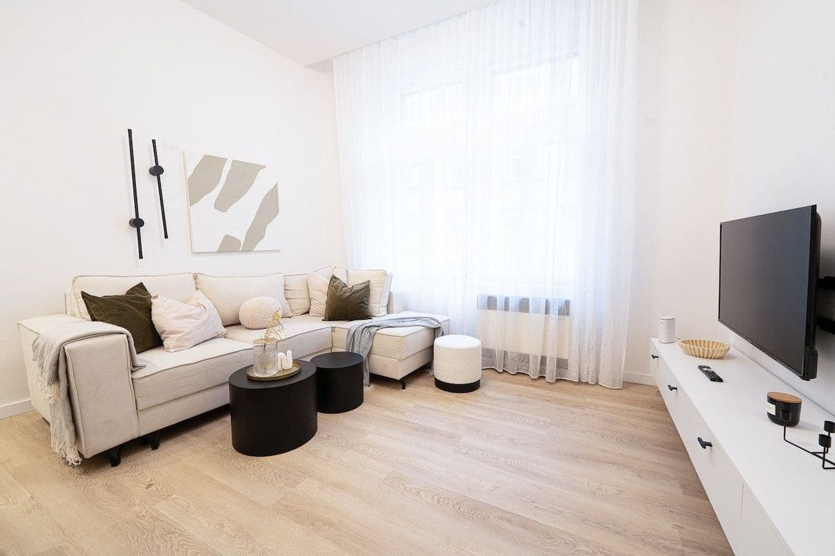 Prenájom bytu 72 m², Navrátilova, Praha, Praha Prenájom bytu 72 m², Navrátilova, Praha, Praha