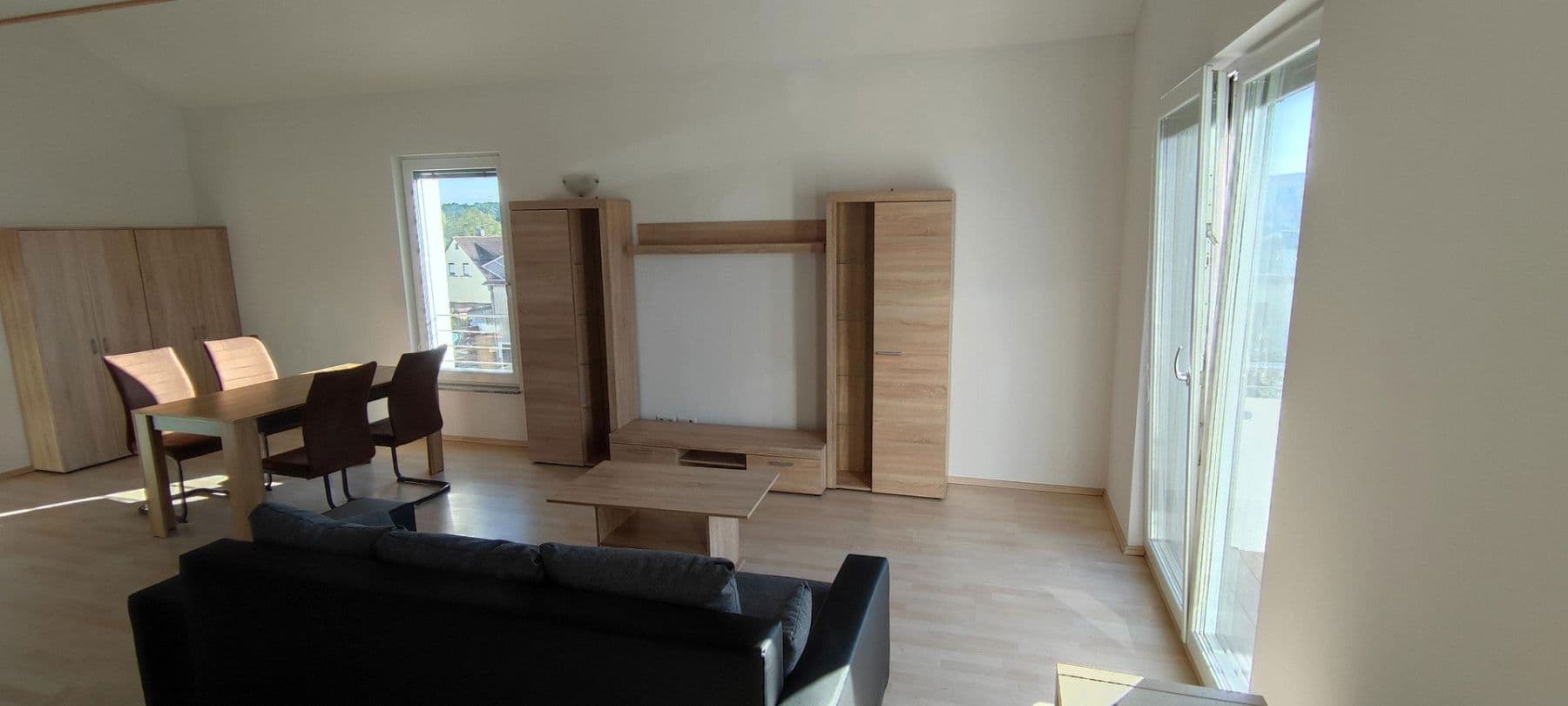 Prenájom bytu 2-izbový 64 m², Wellandstraße 52, Aalen, Bádensko-Wurttembersko Prenájom bytu 2-izbový 64 m², Wellandstraße 52, Aalen, Bádensko-Wurttembersko