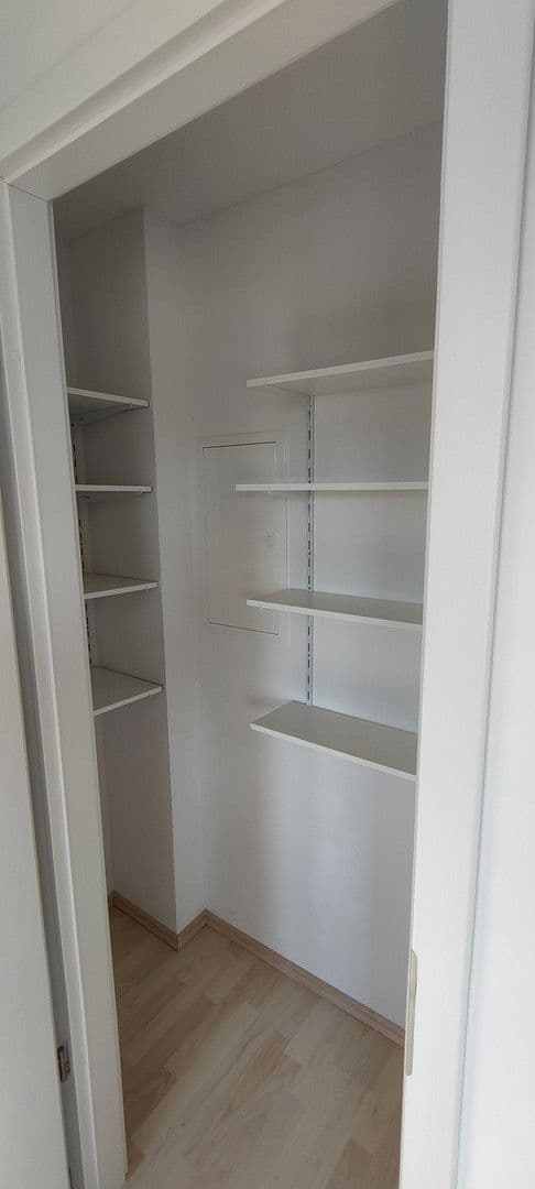 Prenájom bytu 2-izbový 64 m², Wellandstraße 52, Aalen, Bádensko-Wurttembersko Prenájom bytu 2-izbový 64 m², Wellandstraße 52, Aalen, Bádensko-Wurttembersko