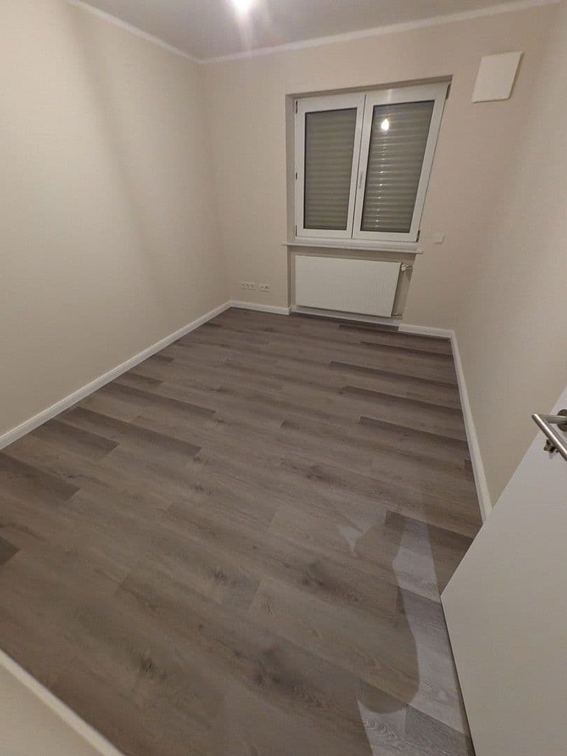 Prenájom bytu 3-izbový 69 m², Schmidtstraße 8, Rüdesheim am Rhein, Hesensko Prenájom bytu 3-izbový 69 m², Schmidtstraße 8, Rüdesheim am Rhein, Hesensko