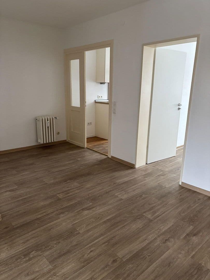 Prenájom bytu 4-izbový 87 m², Pinneberger Straße 55, Wedel, Šlezvicko-Holštajnsko Prenájom bytu 4-izbový 87 m², Pinneberger Straße 55, Wedel, Šlezvicko-Holštajnsko