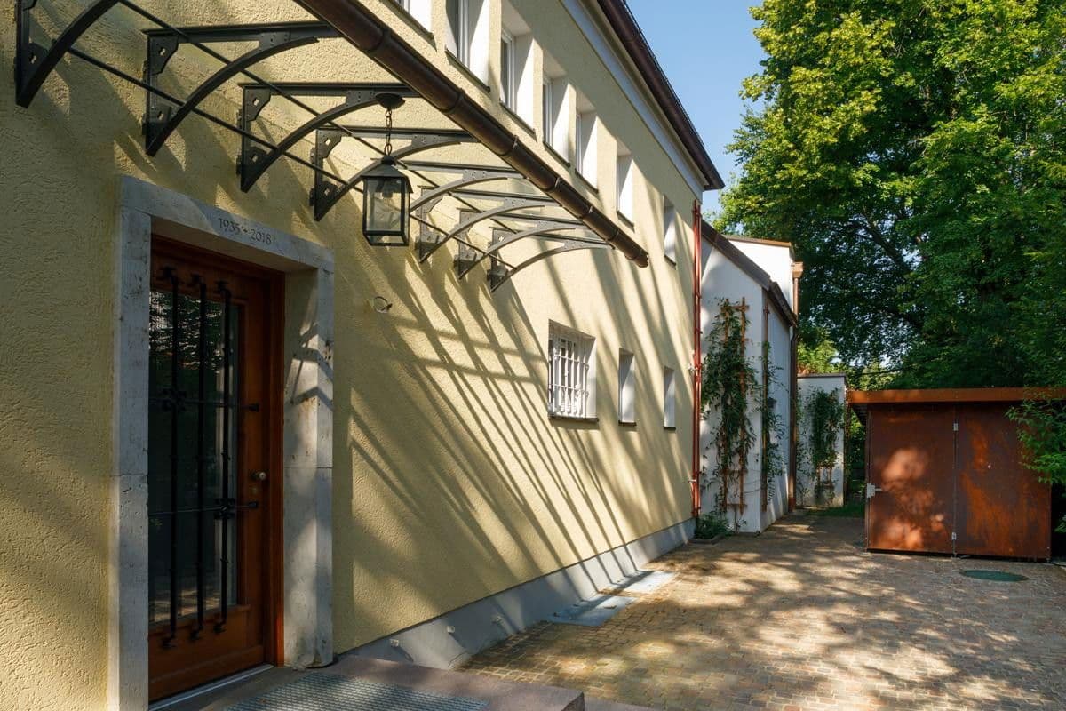 Prenájom nebytového priestoru 23 m², Pullach, Bavorsko Prenájom nebytového priestoru 23 m², Pullach, Bavorsko