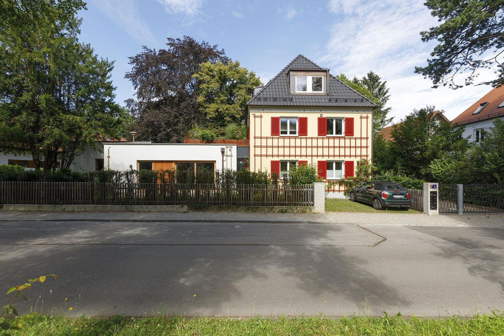 Prenájom nebytového priestoru 23 m², Pullach, Bavorsko Prenájom nebytového priestoru 23 m², Pullach, Bavorsko