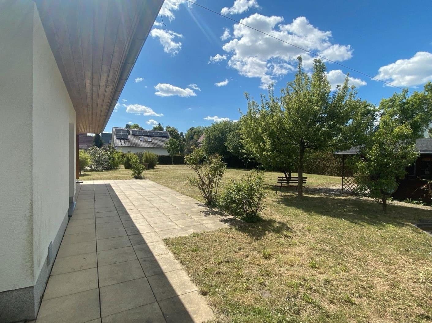 Predaj domu 186 m², pozemek 1.720 m², Brieselang, Brandenbursko Predaj domu 186 m², pozemek 1.720 m², Brieselang, Brandenbursko